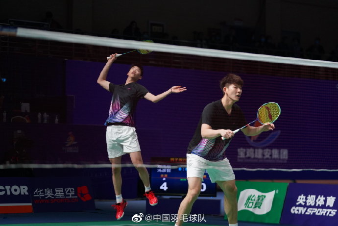 展现出他们 展现出他们